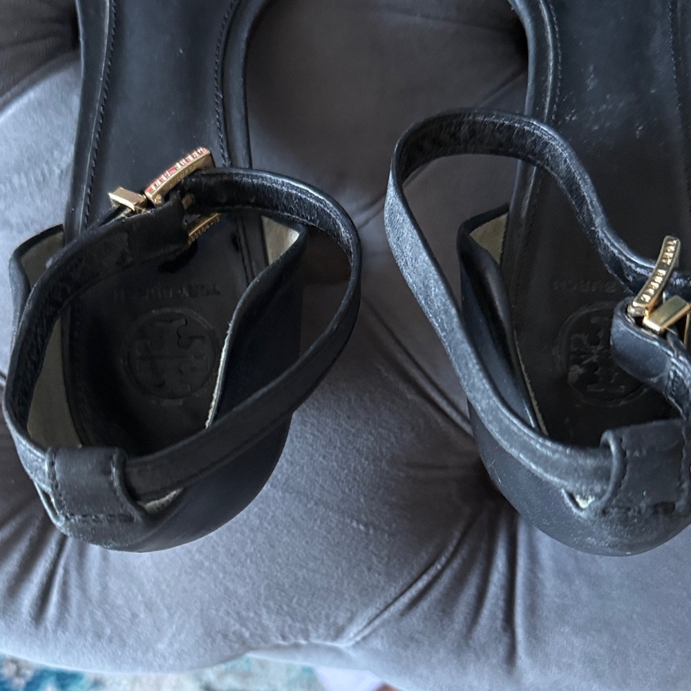 Tory Burch Vintage Striped Blue and White ankle strap Women's Shoes - Picture 2 of 7